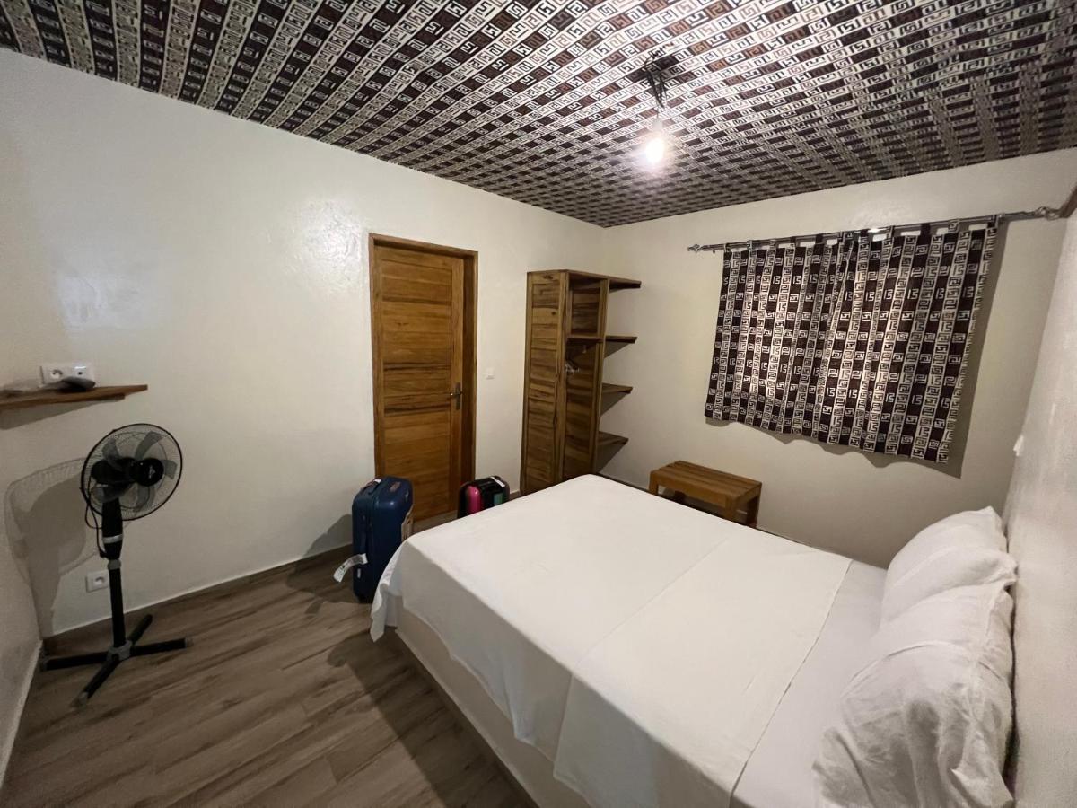Le 17 To Djiffer Bed & Breakfast Palmarin Luaran gambar
